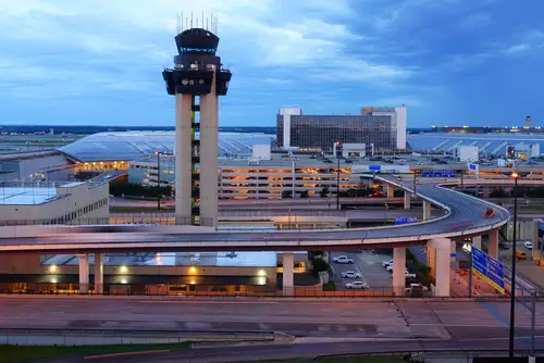 Dallas Fort Worth International Airport (DFW) Airport Information