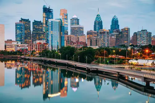 The Ultimate Philadelphia Travel Guide: Top Attractions, Shopping, Dining & More